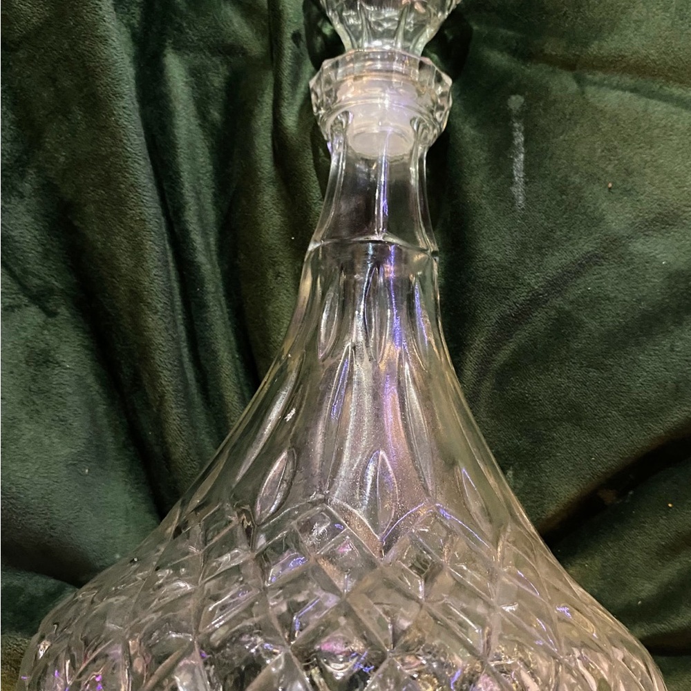 Source Unknown Crystal Decanter with Clear and Purple Hues